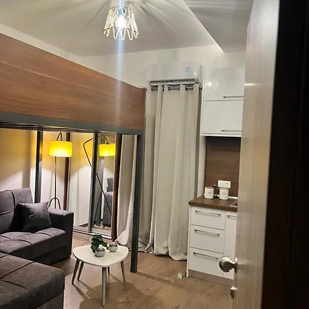 Modern Tiny House In Volos